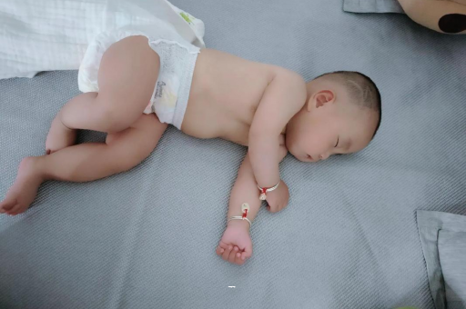 龙口给宝宝添加辅食
